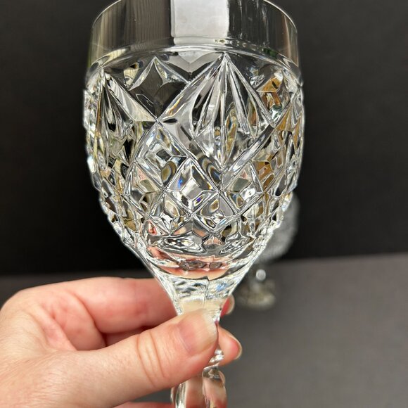 Set of 2 Gorham heavy cut crystal glasses with knobbed stem and star point base - Picture 6 of 9